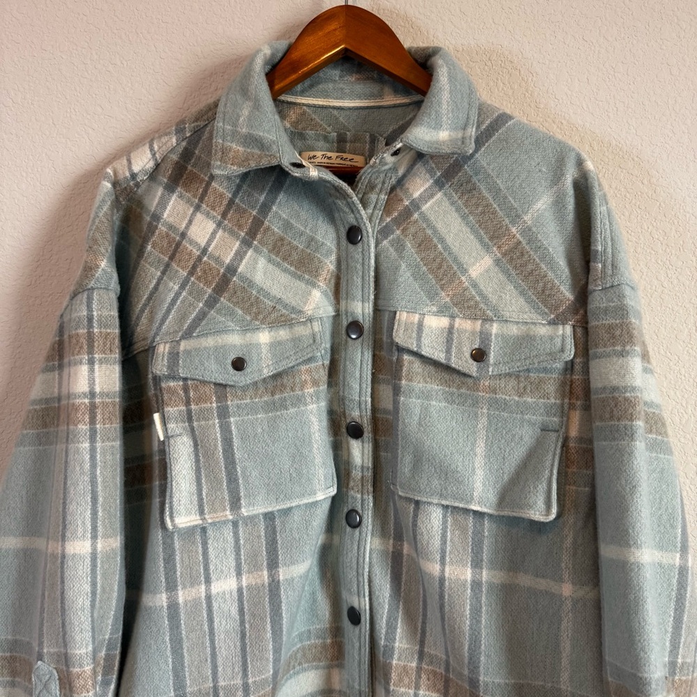 Free People We The Free Cabin Cozy Blue Seagram Plaid Button Down Shacket Size S - Picture 3 of 11